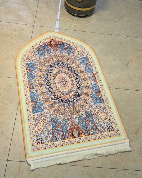 Golden Sunburst Persian Mandala Velvet Prayer Mat Janamaz – Premium Soft Islamic Namaz Rug 70x115 cm